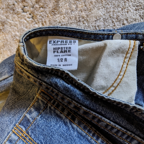 Jeans - Picture 2 of 6